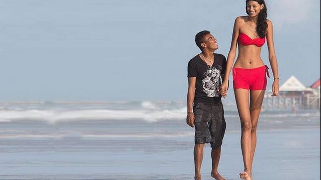 Фото высокой девушки и низкого парня